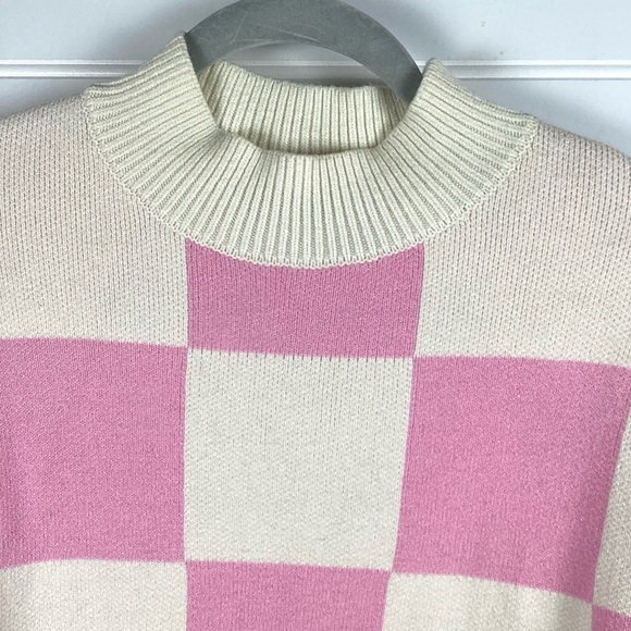 Zesica Pink & Cream Checker Pattern Long Sleeve crew Neck Sweater Size Medium - Picture 2 of 9